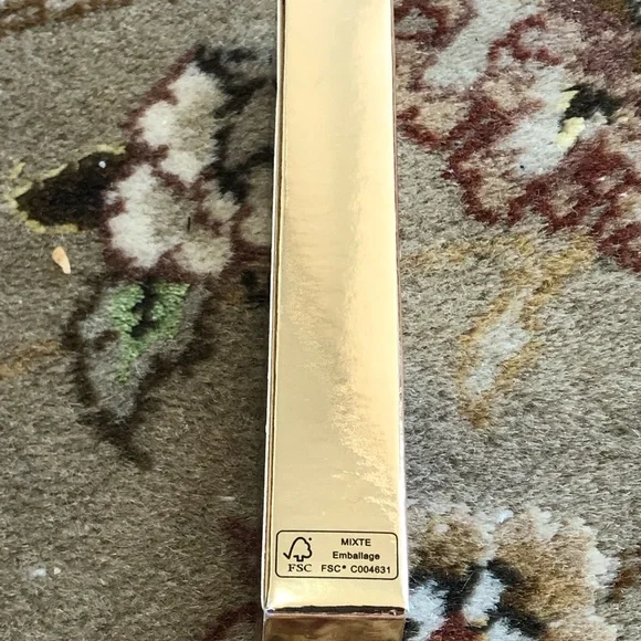 NIB YSL Beaute the slim velvet radical lipstick color 21 - Picture 8 of 9